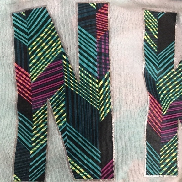 PINK Mint Green with Clouds Top Size XS - Picture 3 of 5